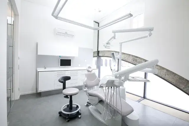 hi macs white dental worktops 2