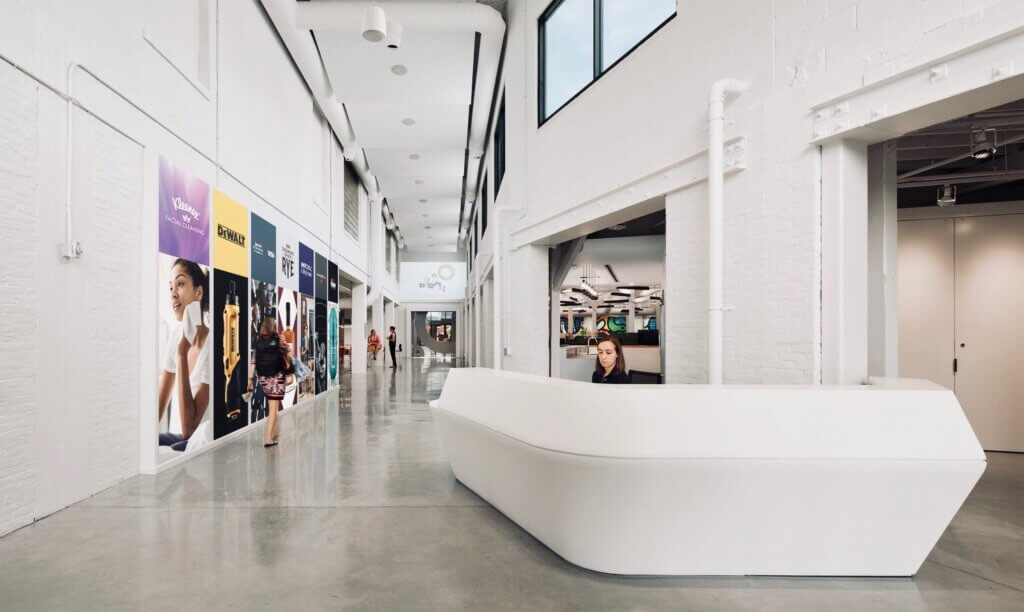 Designer White PM 4097 1